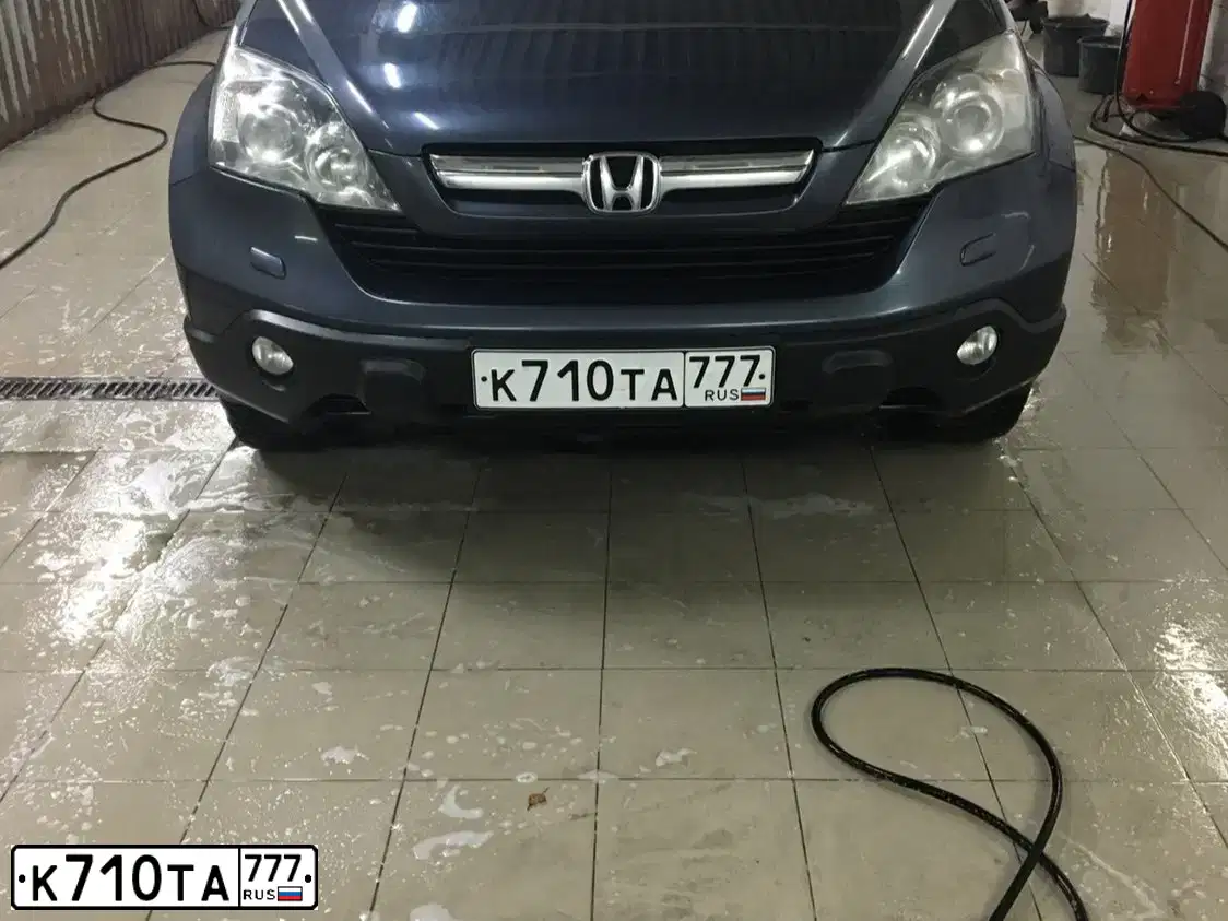 Фото автомобиля HONDA CR-V, 2008 — госномер К710ТА777. Цвет: ТЕМНО-СЕРЫЙ