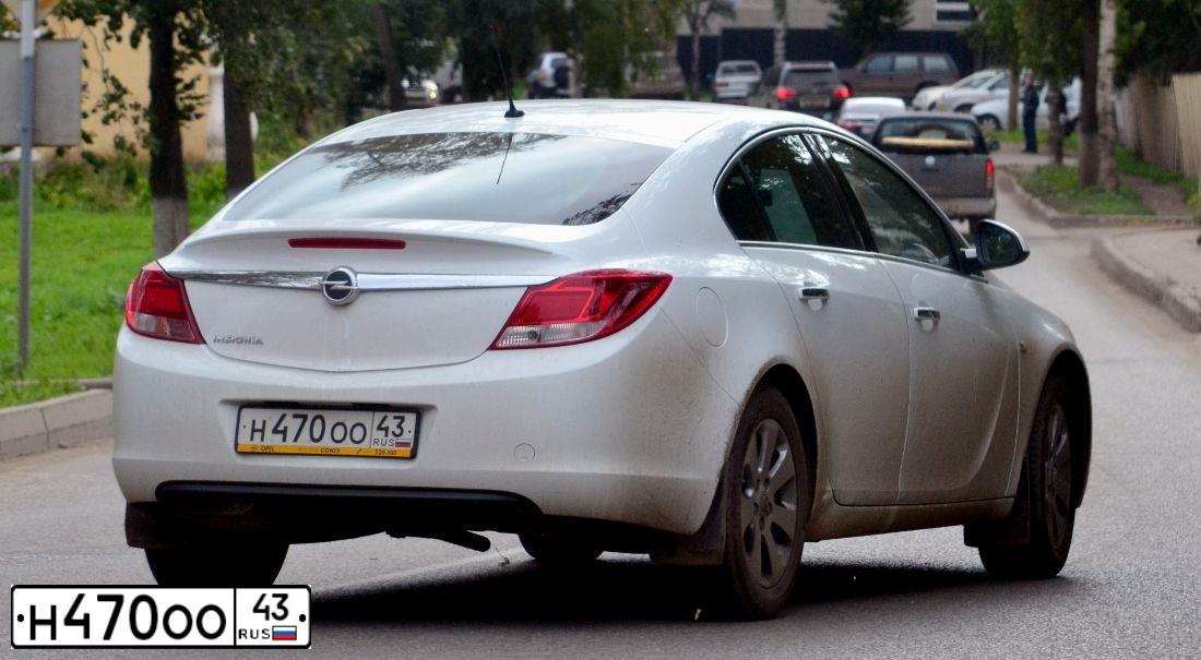 Фото автомобиля OPEL INSIGNIA, 2013 — госномер С046ТР152. Цвет: Белый