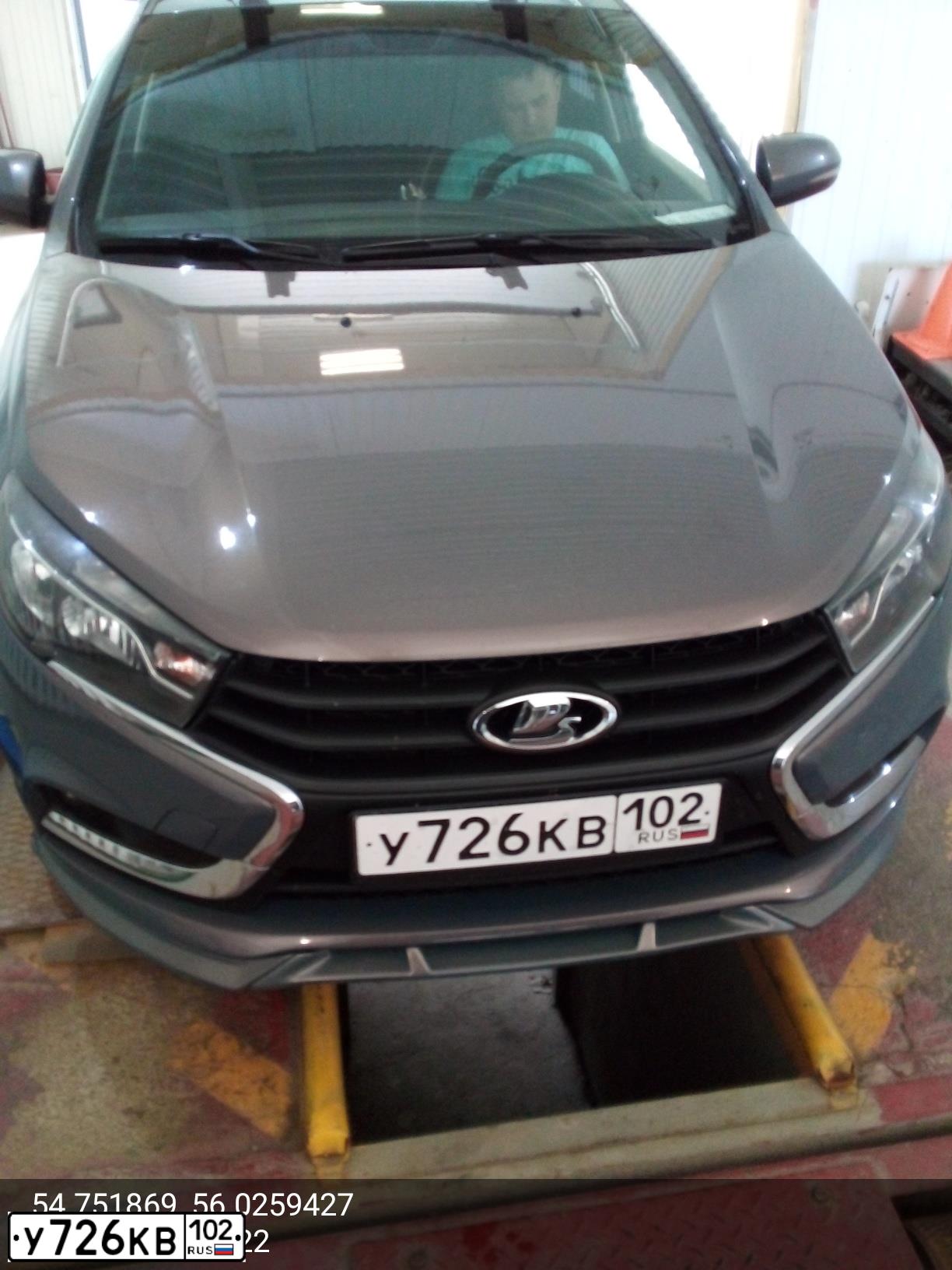 Фото автомобиля LADA VESTA, 2016 — госномер М559МР702. Цвет: СЕРО-ГОЛУБОЙ