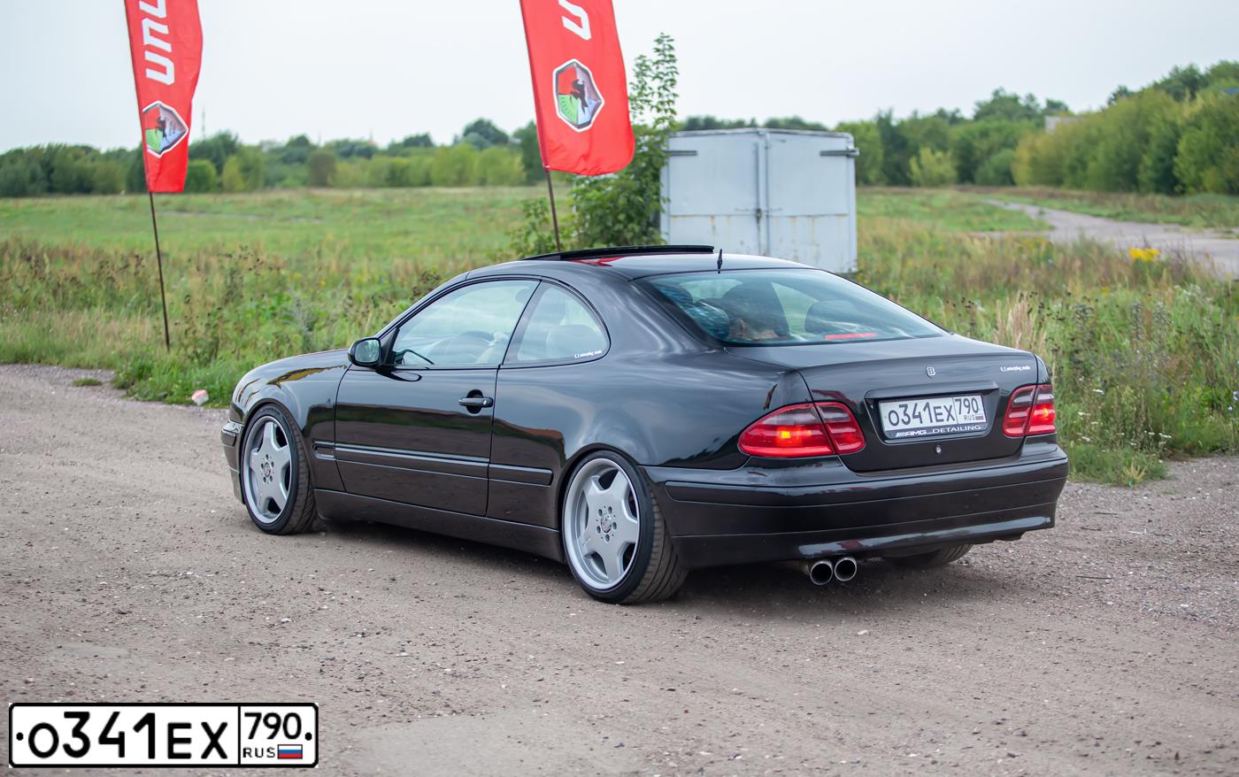Фото автомобиля MERCEDES-BENZ CLK430, 1999 — госномер У459ТН33. Цвет: ФИОЛЕТОВЫЙ