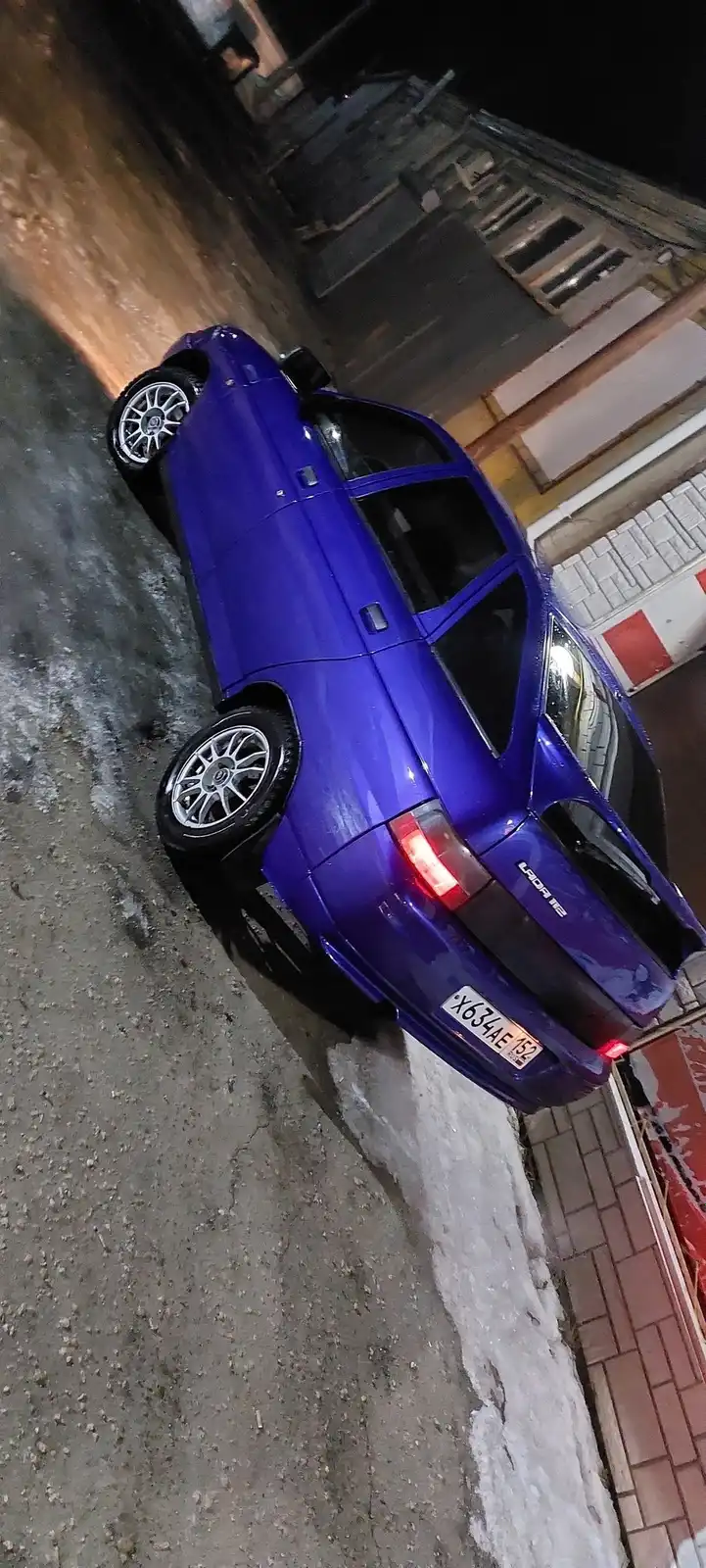 Фото автомобиля LADA 2112, 2005 — госномер У453УЕ33. Цвет: СИНЕ-ЗЕЛЕНЫЙ
