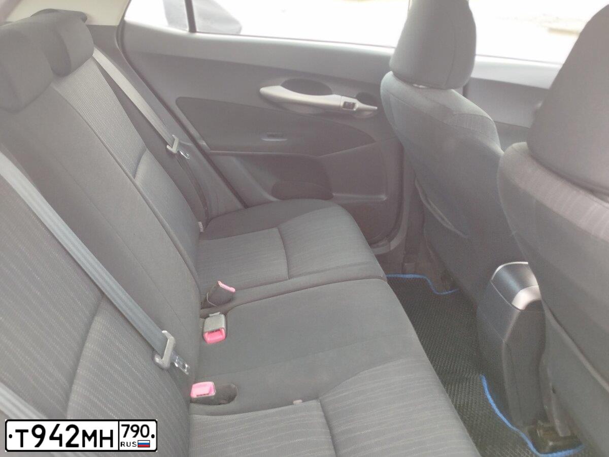 Фото автомобиля TOYOTA AURIS, 2007 — госномер М650РМ21. Цвет: Серебристый