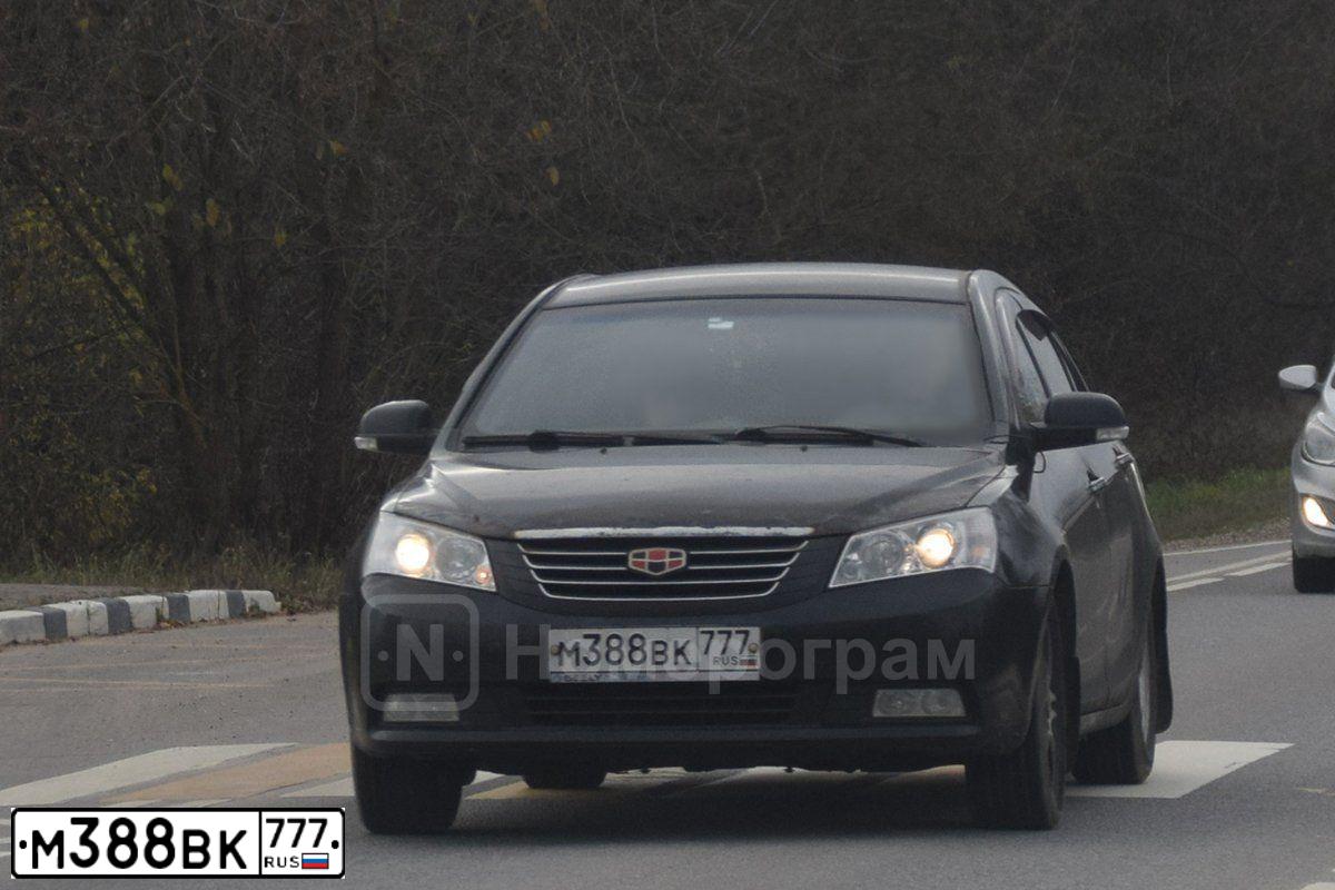Фото автомобиля GEELY EMGRAND, 2014 — госномер М388ВК777. Цвет: ЧЕРНЫЙ