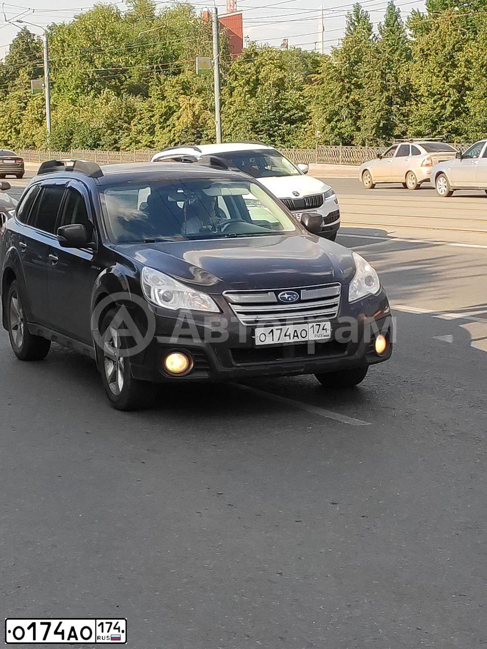 Фото автомобиля SUBARU OUTBACK, 2005 — госномер С981СХ174. Цвет: ЗОЛОТИСТЫЙ