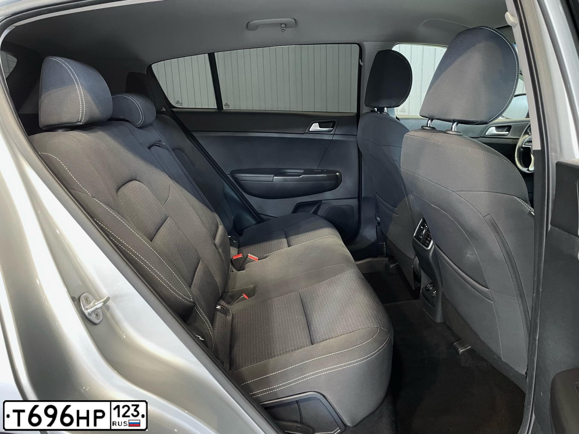 Фото автомобиля KIA SPORTAGE, 2017 — госномер К293ХМ193. Цвет: СЕРЕБРИСТЫЙ