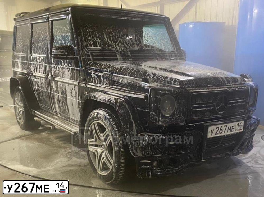 Фото автомобиля MERCEDES G-KLASSE, 2002 — госномер Е777КХ14. Цвет: ЧЕРНЫЙ