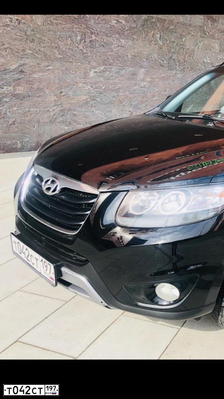 Фото автомобиля HYUNDAI SANTA FE, 2011 — госномер Р613СС69. Цвет: ЧЕРНЫЙ
