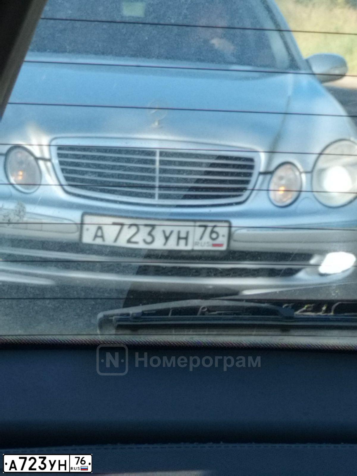 Фото автомобиля MERCEDES E-KLASSE, 2002 — госномер А723УН76. Цвет: СВЕТЛО-СЕРЫЙ
