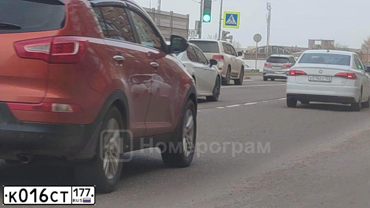 Фото автомобиля FORD FOCUS, 2007 — госномер О084МР33. Цвет: ЧЕРНЫЙ