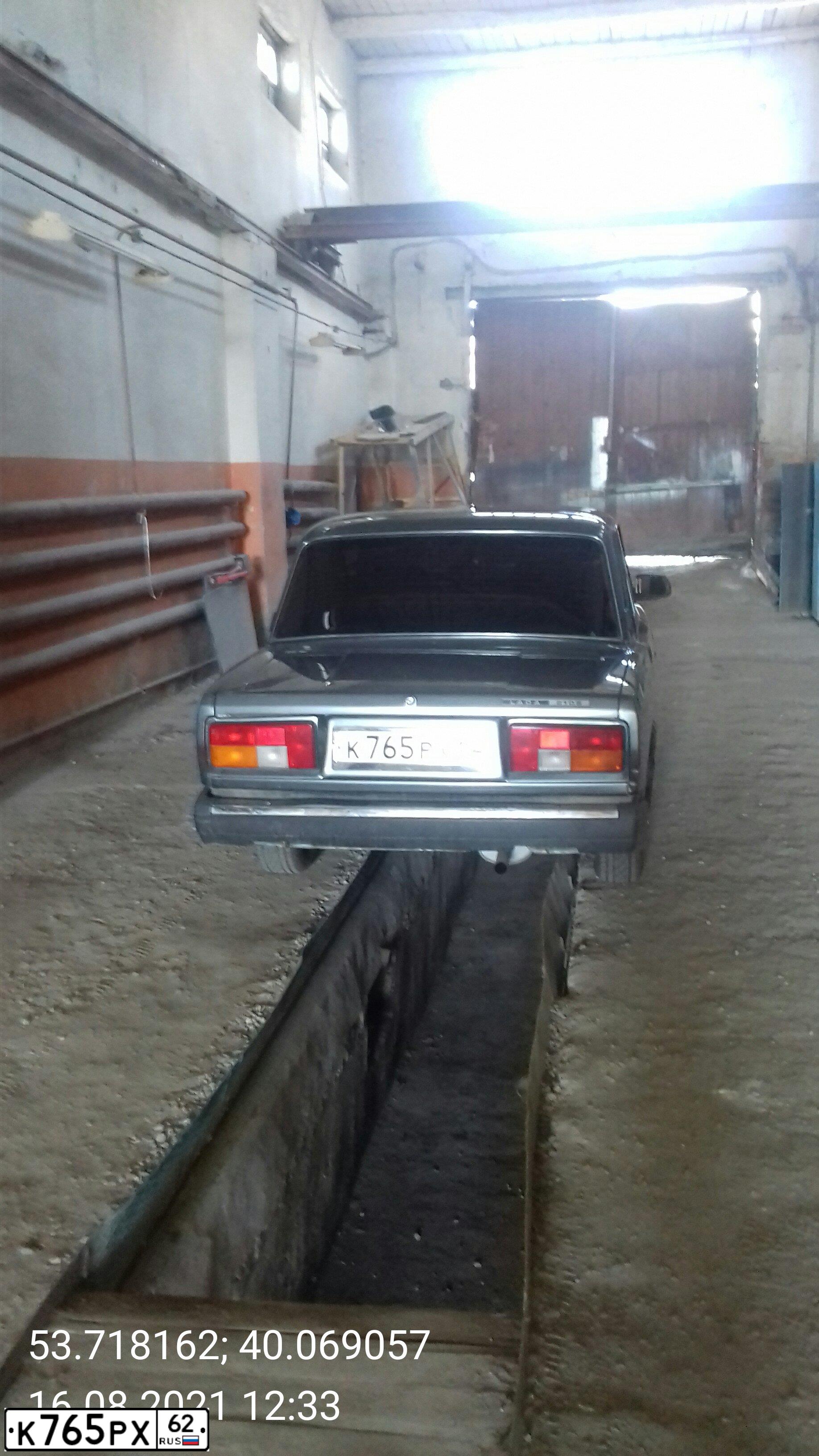 Фото автомобиля LADA 2105, 2010 — госномер К765РХ62. Цвет: СРЕДНИЙ СЕРО-ЗЕЛЕНЫЙ МЕТАЛЛ
