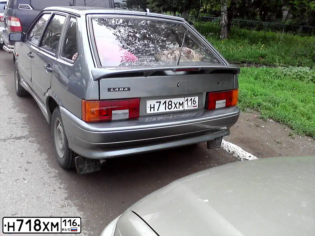 Фото автомобиля LADA 2114, 2011 — госномер Е398КС977. Цвет: СРЕДНИЙ СЕРО-ЗЕЛЕНЫЙ МЕТ.