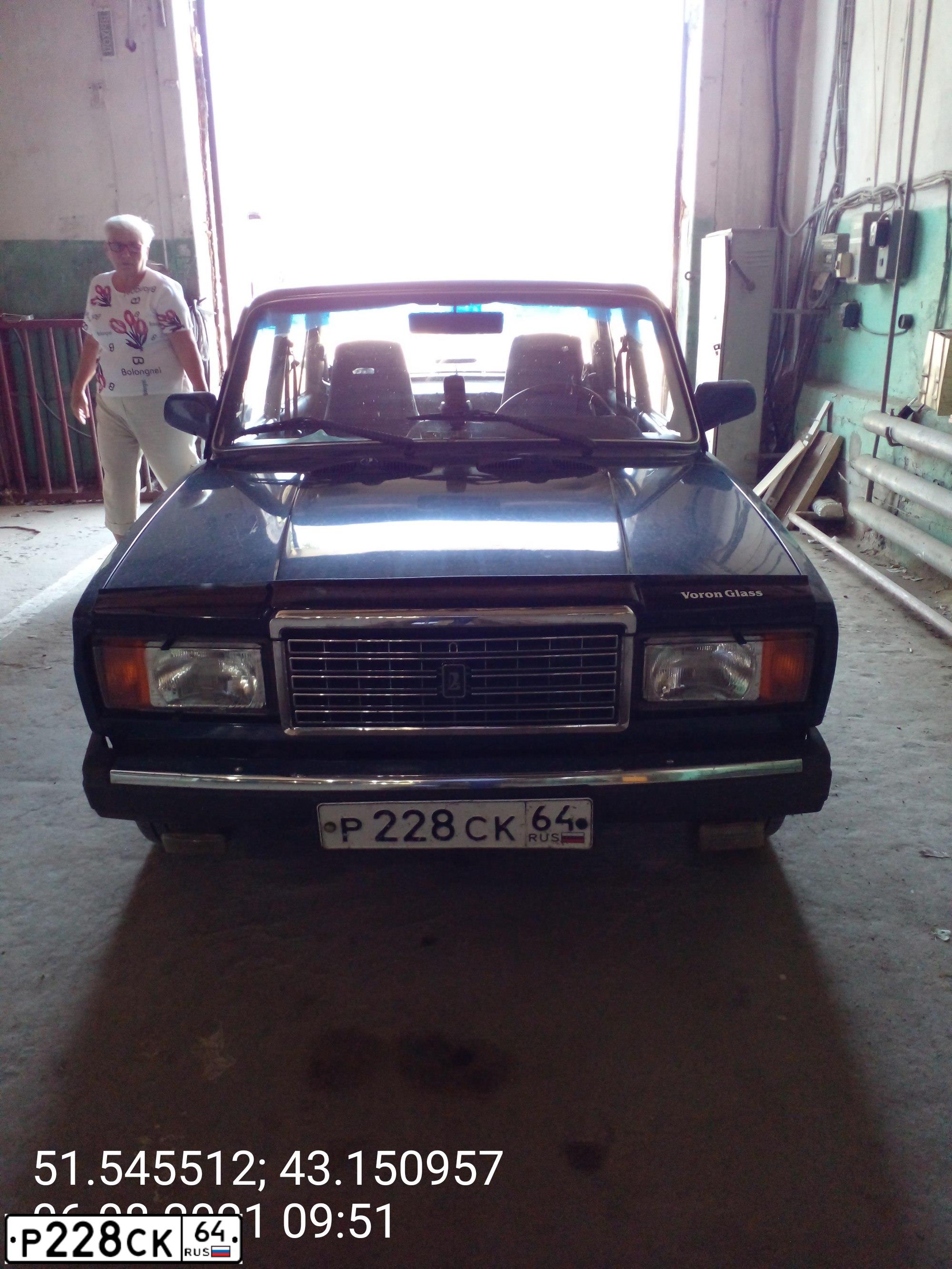 Фото автомобиля LADA 2107, 2005 — госномер У733НО64. Цвет: СИНЕ ЗЕЛЕНЫЙ