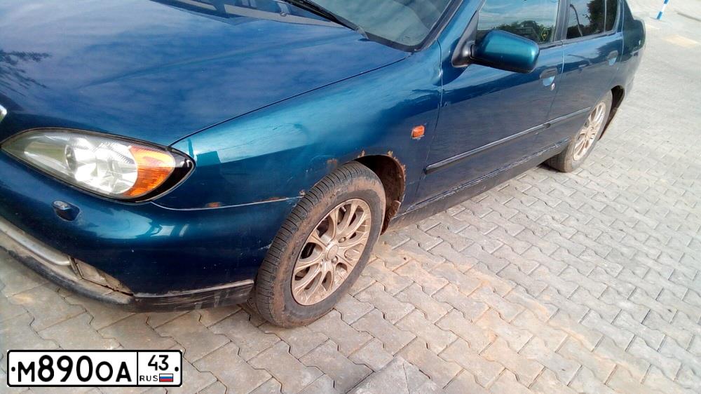 Фото автомобиля NISSAN PRIMERA, 1999 — госномер М717ММ43. Цвет: ТЕМНО-СИНИЙ