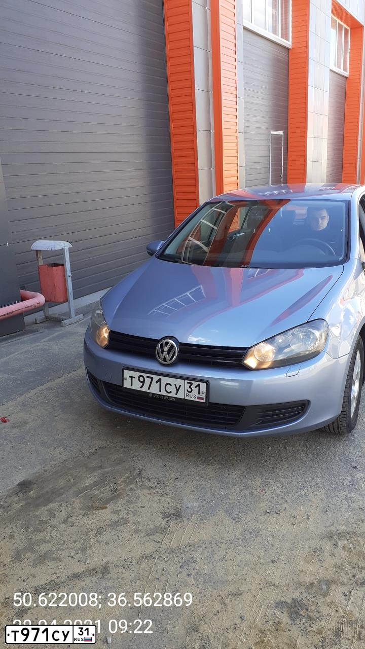 Фото автомобиля VOLKSWAGEN GOLF, 2011 — госномер Т971СУ31. Цвет: СЕРО-ГОЛУБОЙ