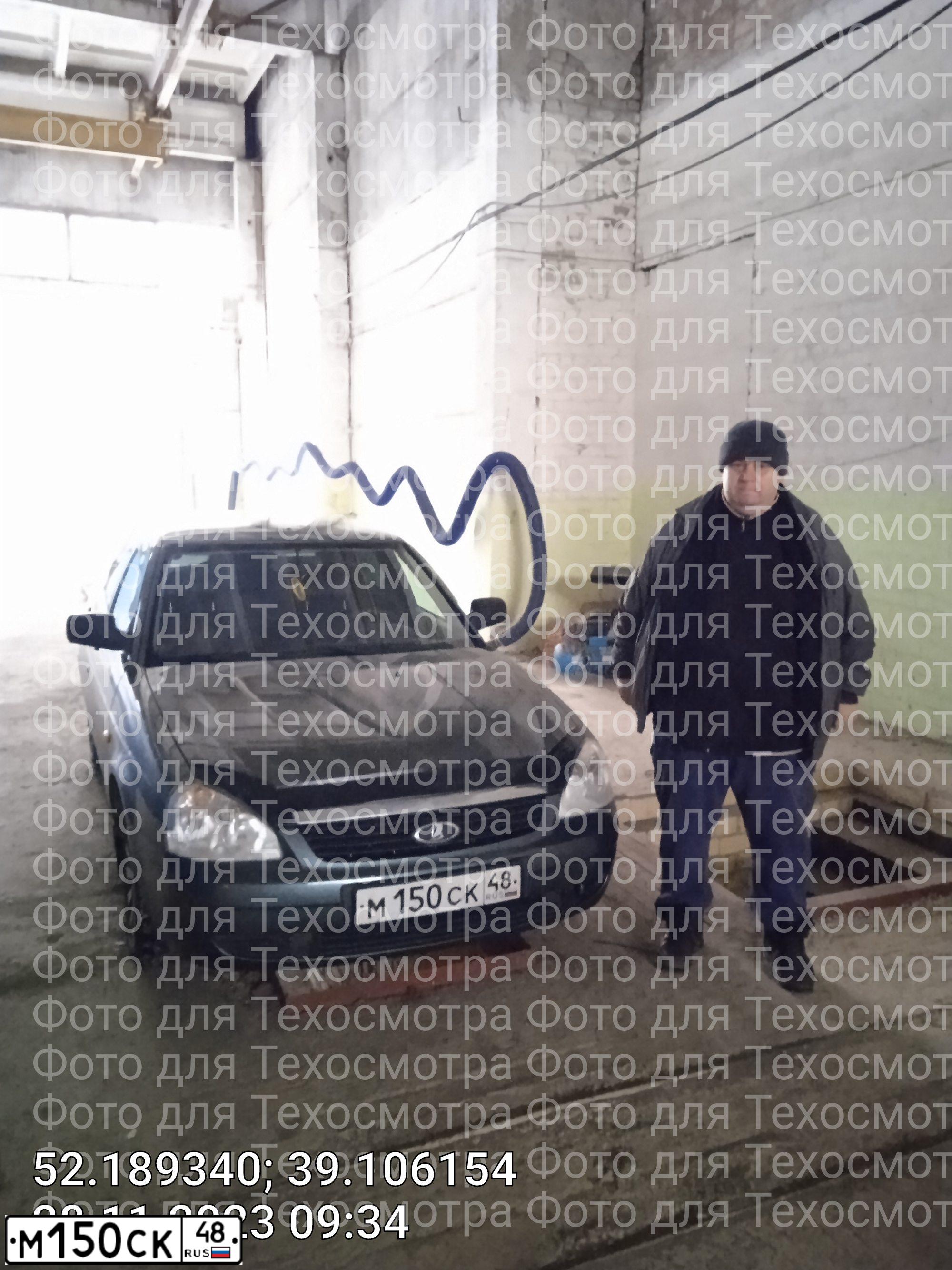 Фото автомобиля LADA 2170 PRIORA, 2010 — госномер М150СК48. Цвет: СЕРО-СИНЕ-ЗЕЛЕНЫЙ