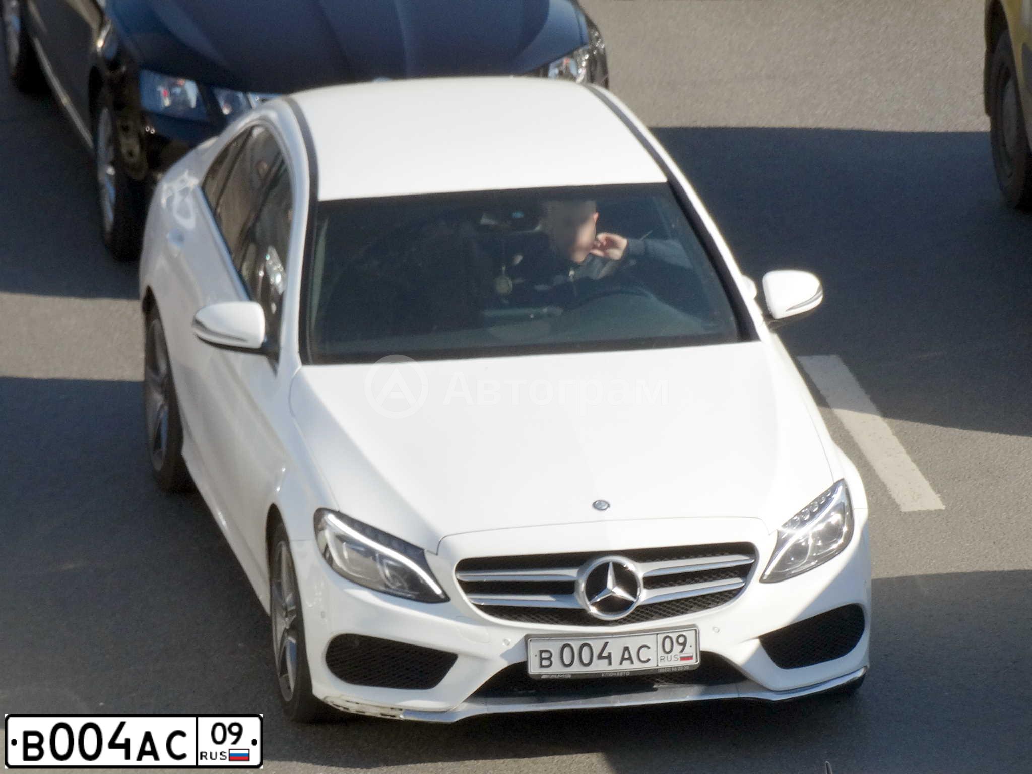 Фото автомобиля MERCEDES C-KLASSE, 2015 — госномер В004АС09. Цвет: Белый