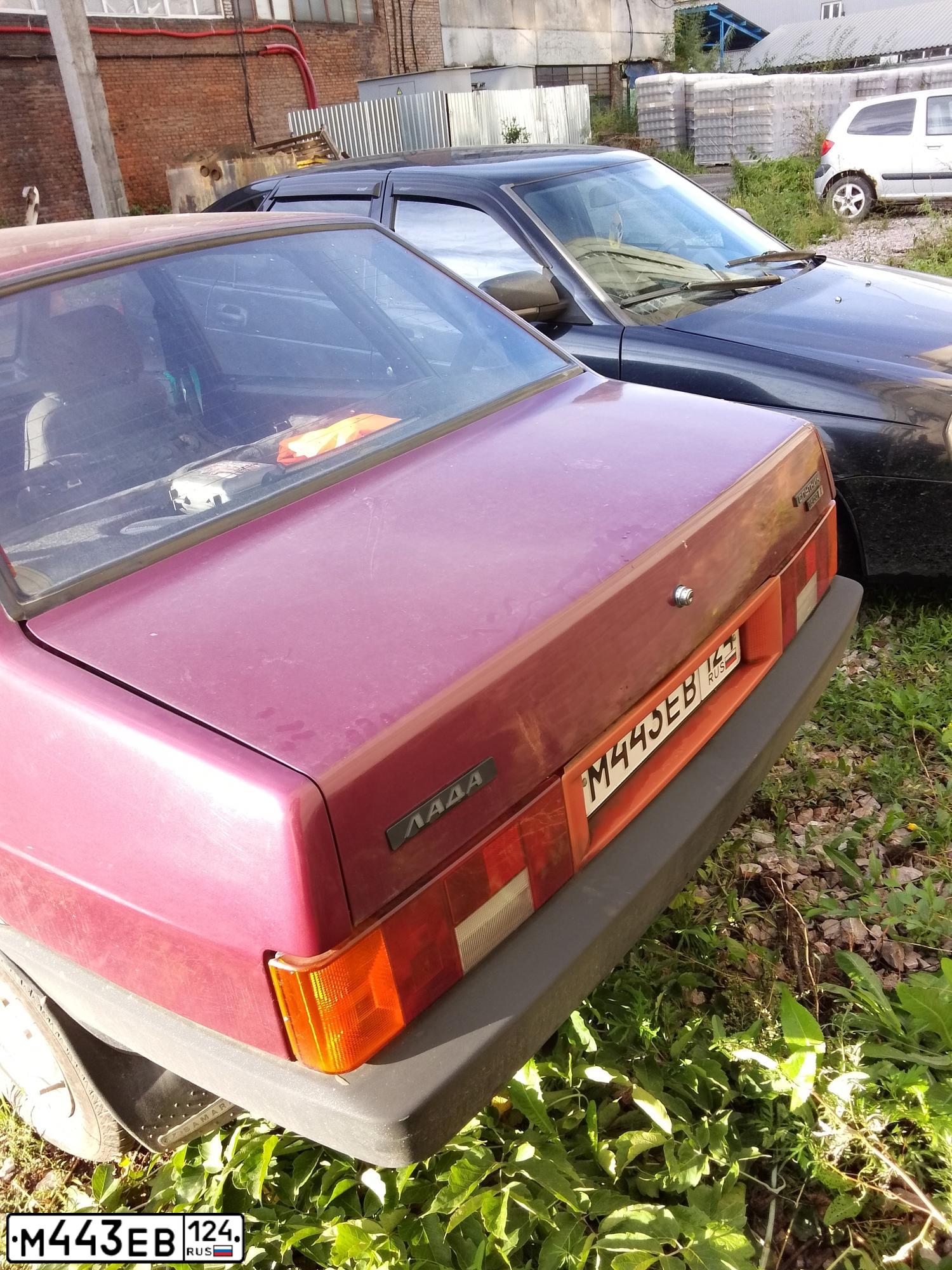 Фото автомобиля LADA 2109 SAMARA, 2002 — госномер М443ЕВ124. Цвет: ТЕМНО-КРАСНЫЙ