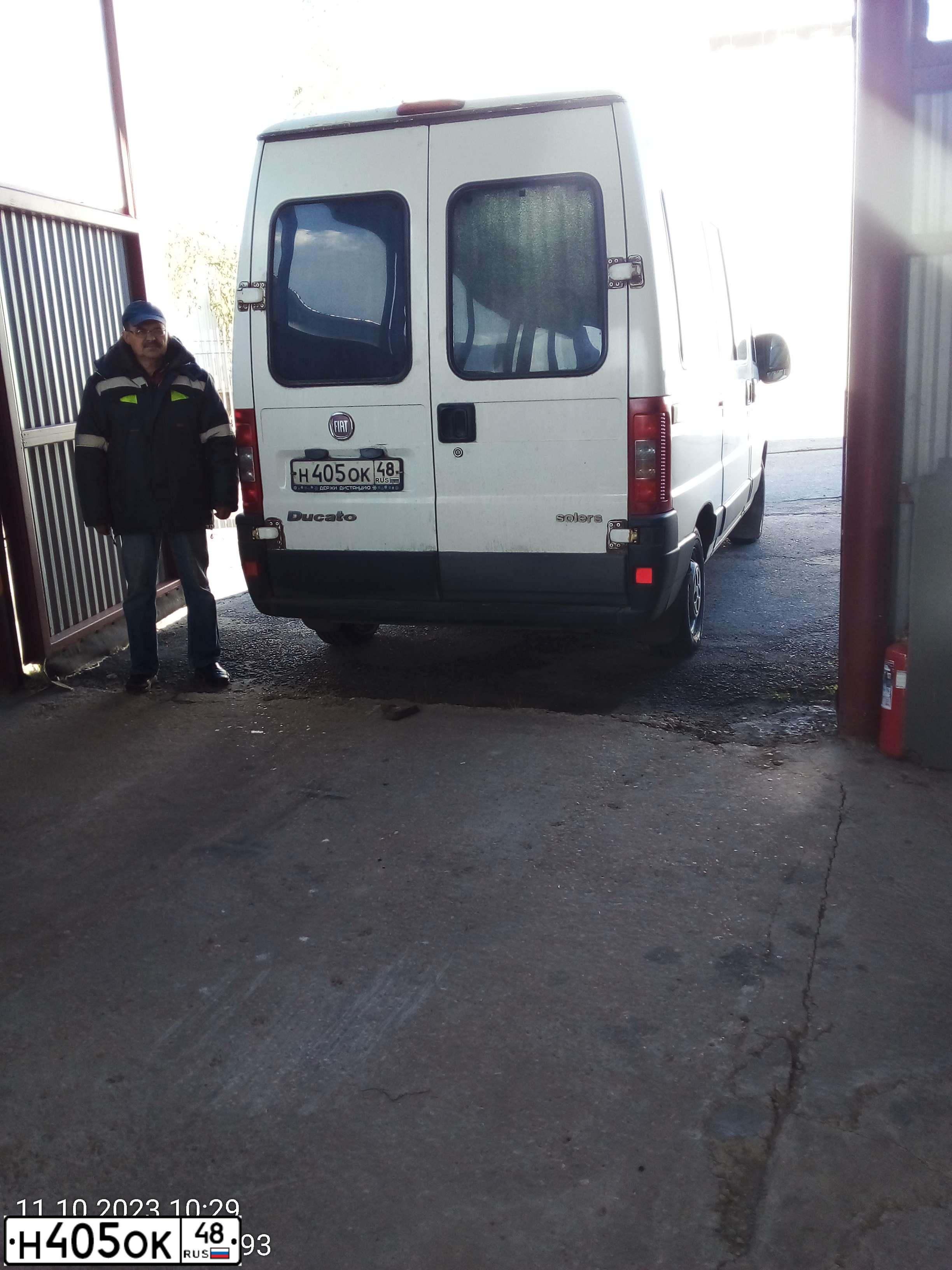 Фото автомобиля FIAT DUCATO, 2011 — госномер Н405ОК48. Цвет: БЕЛЫЙ