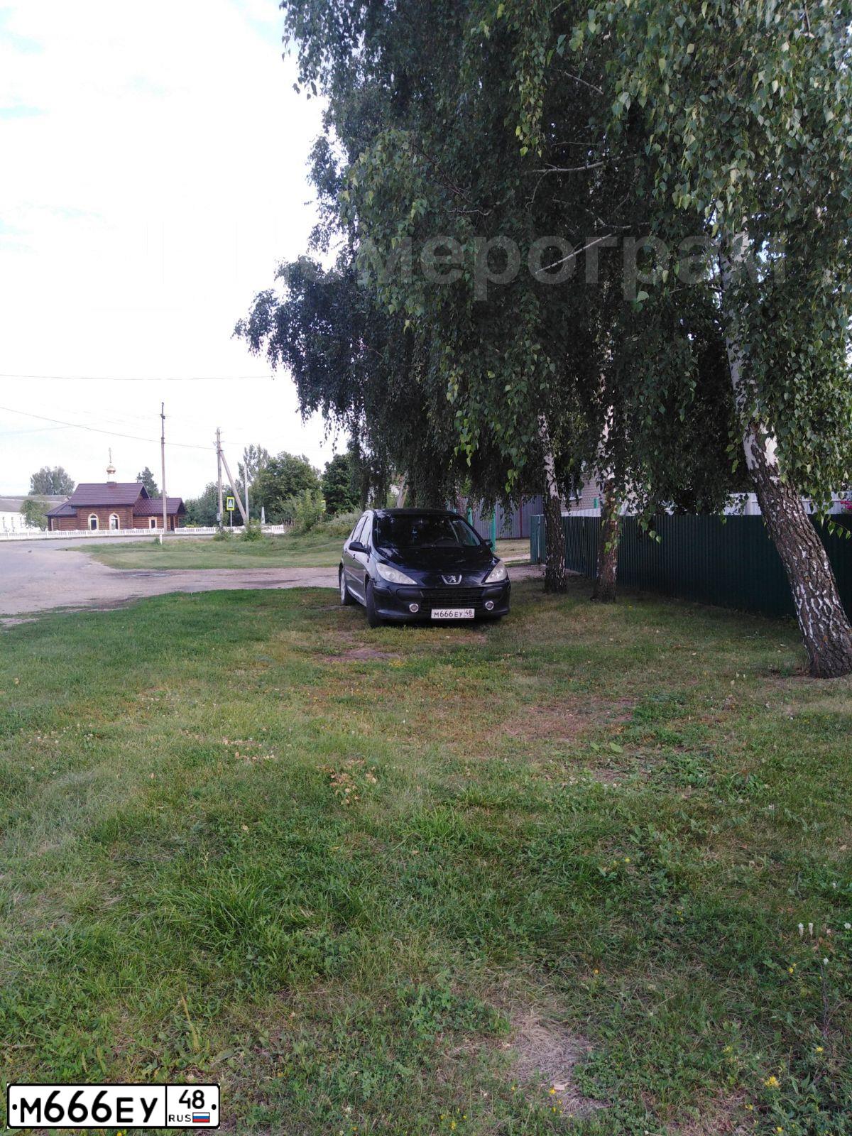 Фото автомобиля MITSUBISHI LANCER, 2008 — госномер М666ЕУ48. Цвет: СВЕТЛО-СЕРО-ЗЕЛЕНЫЙ