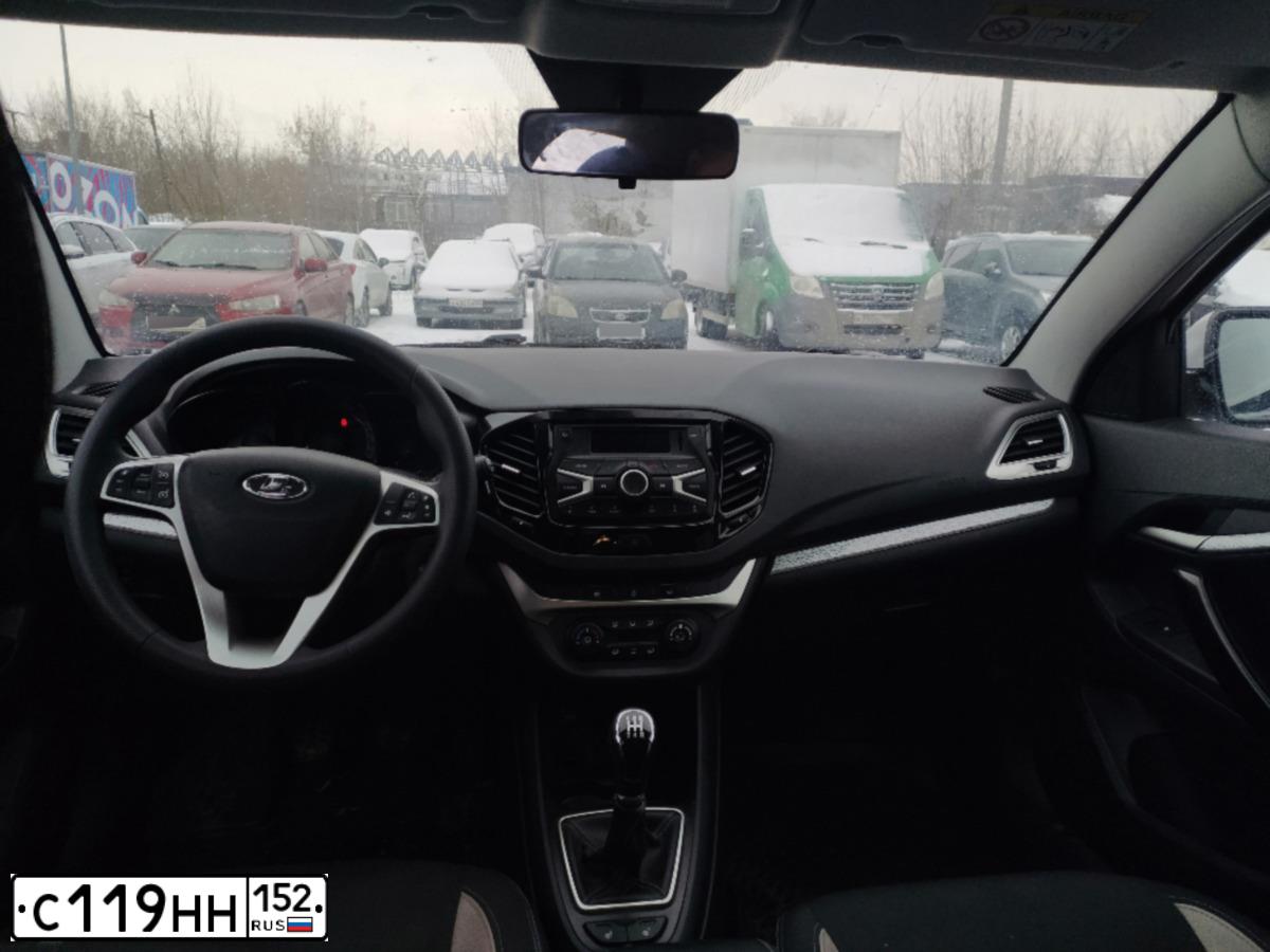 Фото автомобиля LADA VESTA, 2019 — госномер У782ВК152. Цвет: СЕРЫЙ