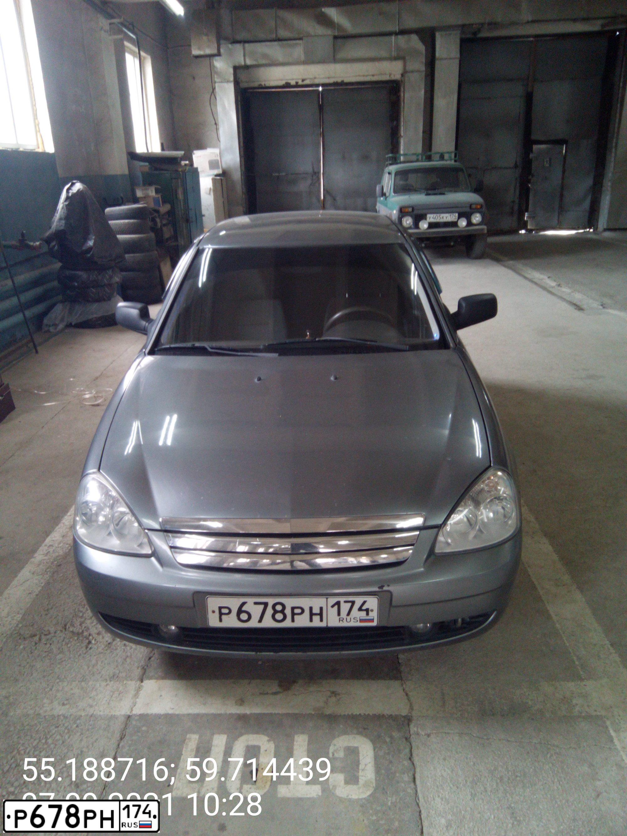 Фото автомобиля LADA 2172 PRIORA, 2008 — госномер Р678РН174. Цвет: СРЕДНИЙ СЕРО-ЗЕЛЕНЫЙ МЕТ