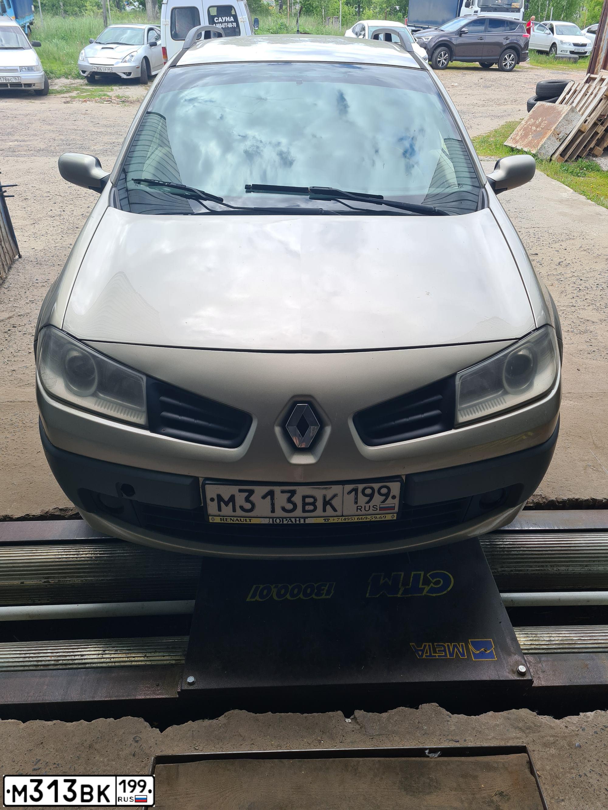 Фото автомобиля RENAULT MEGANE, 2007 — госномер М313ВК199. Цвет: БЕЖЕВЫЙ