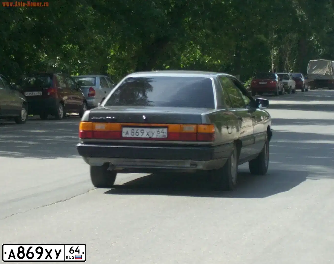Фото автомобиля AUDI 100, 1987 — госномер А869ХУ64. Цвет: ТЕМНО СЕРЫЙ