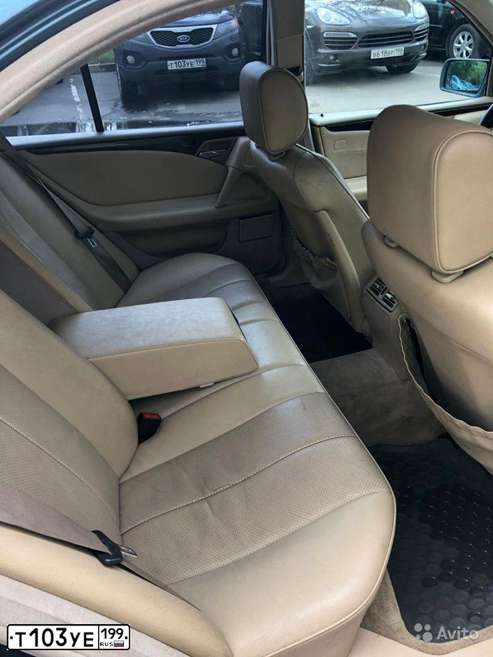Фото автомобиля KIA SORENTO, 2009 — госномер Х835ТХ33. Цвет: ЧЕРНЫЙ
