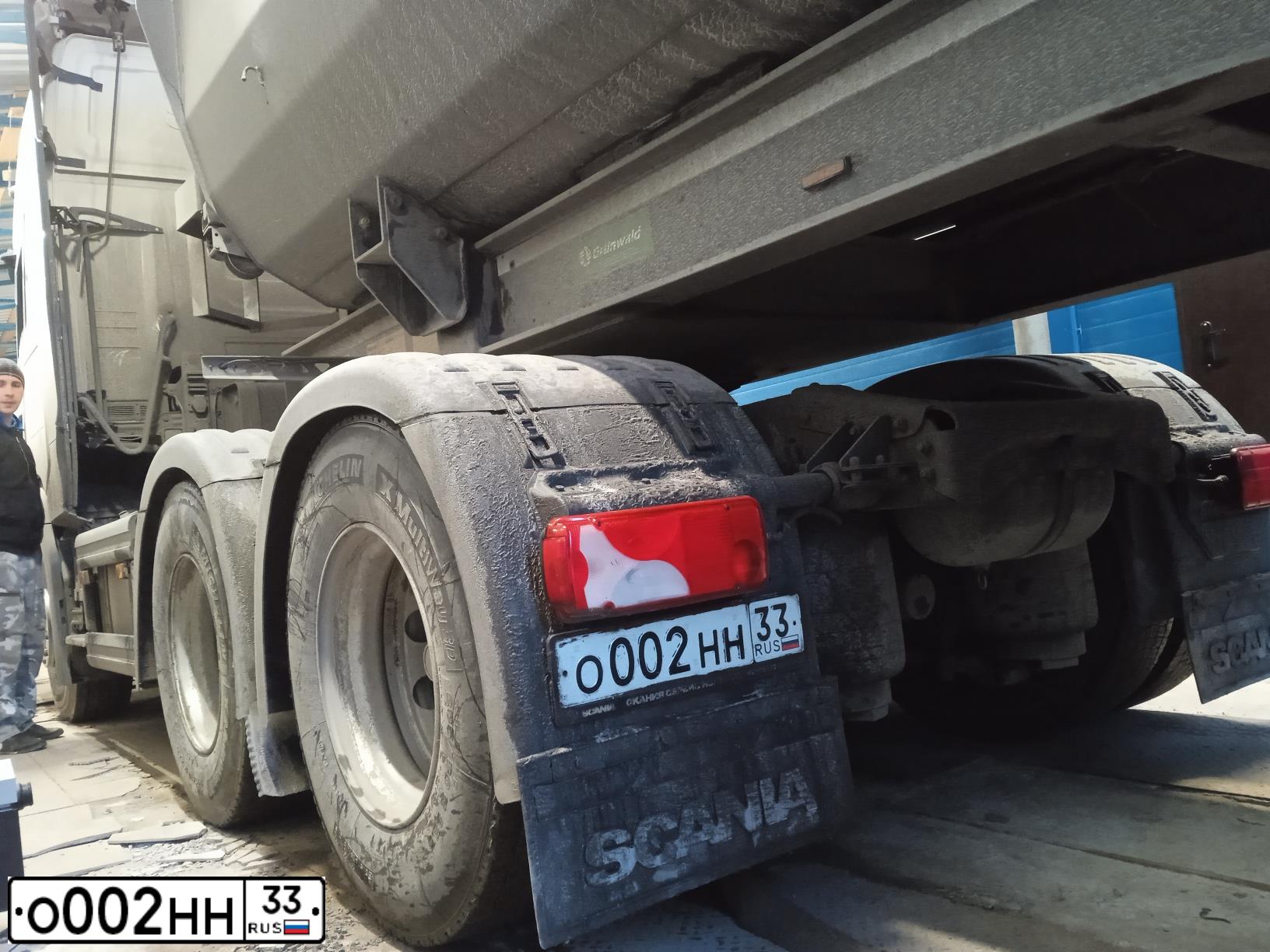 Фото автомобиля GAZ Z 66, 1992 — госномер О002НН33. Цвет: ЗЕЛЕНЫЙ