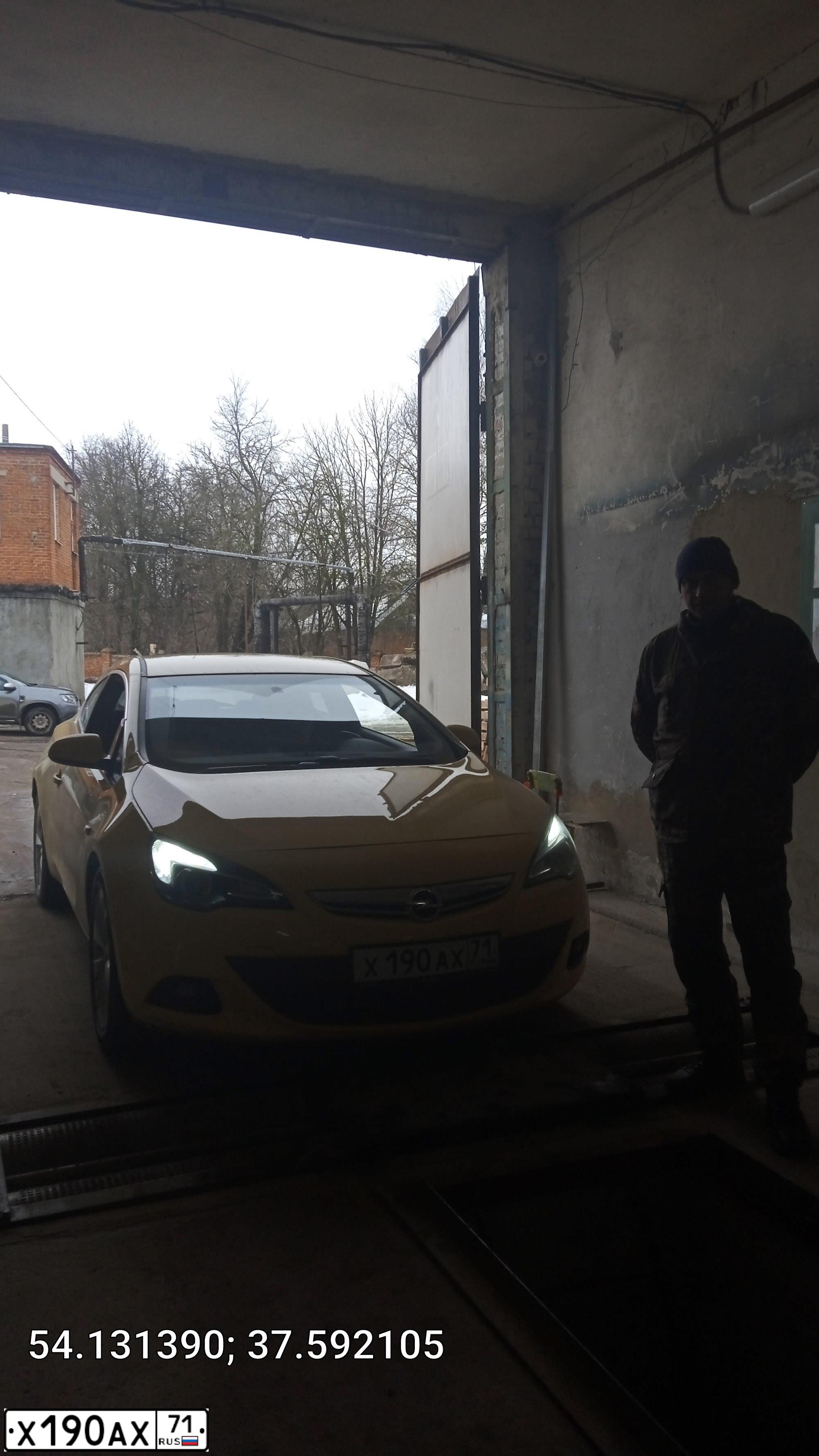 Фото автомобиля OPEL ASTRA, 2014 — госномер Х190АХ71. Цвет: ЖЕЛТЫЙ