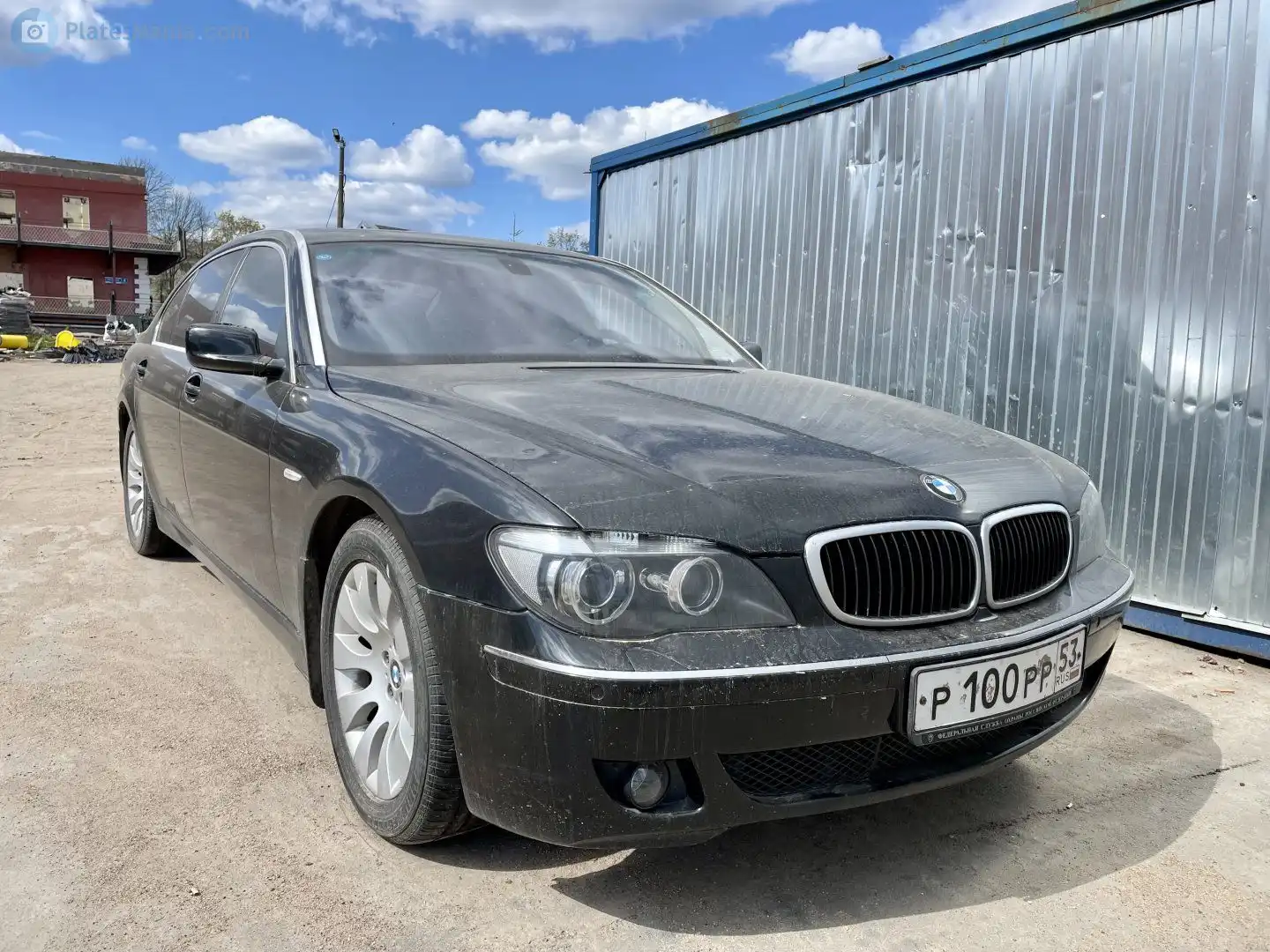 Фото автомобиля BMW SERIE 7, 2003 — госномер Р100РР53