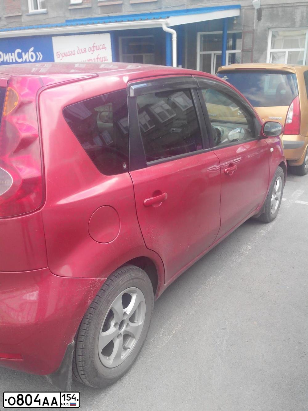 Фото автомобиля NISSAN NOTE, 2006 — госномер К353РН154