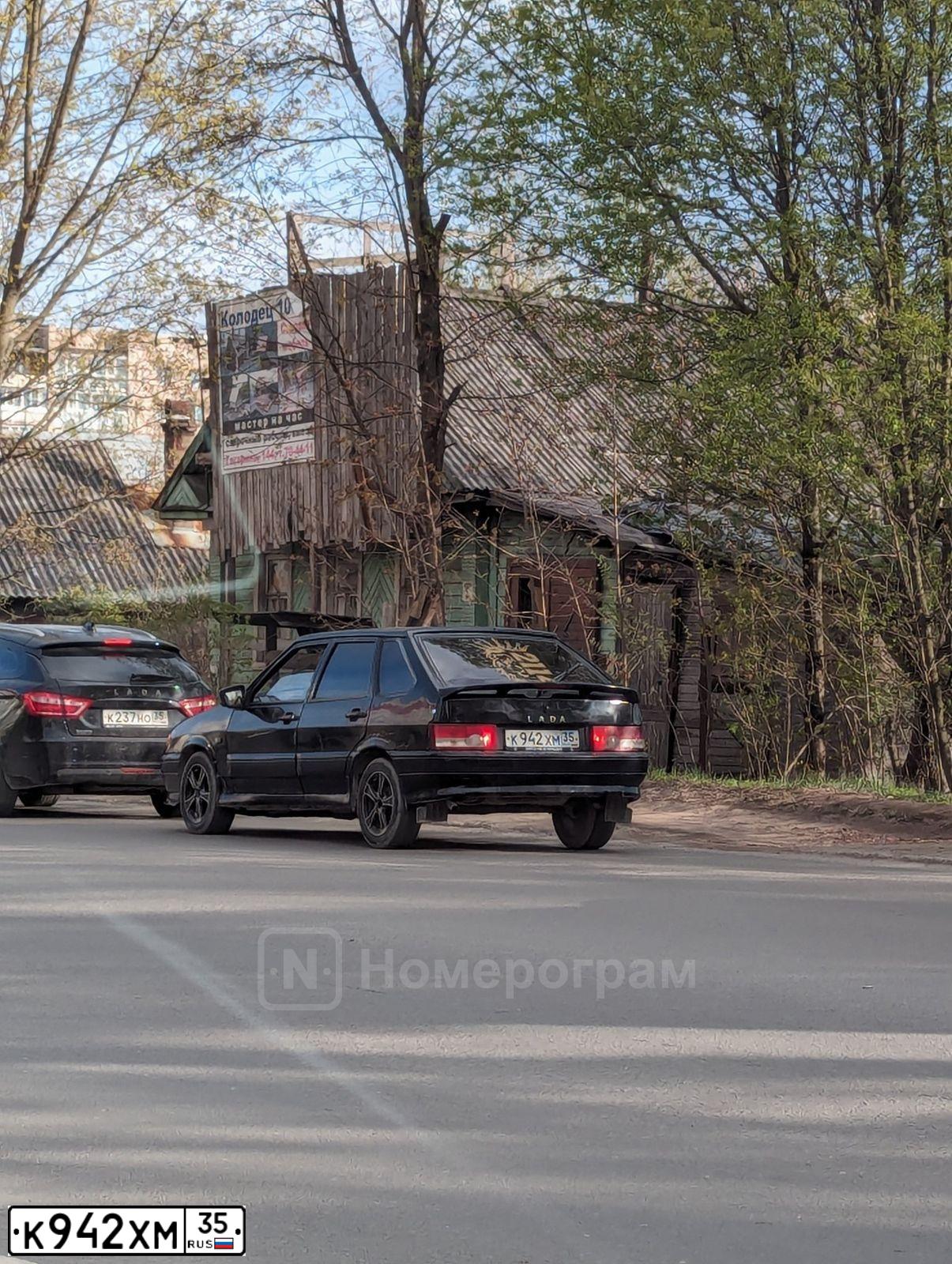 Фото автомобиля LADA 2114 SAMARA, 2006 — госномер А515УС35. Цвет: ГРАФИТОВЫЙ МЕТАЛЛИК