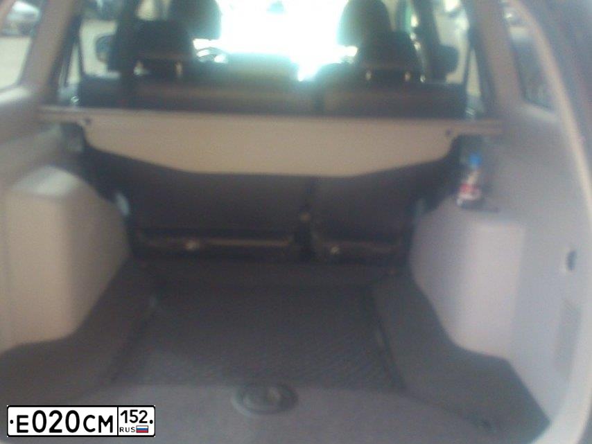 Фото автомобиля MITSUBISHI PAJERO SPORT, 2011 — госномер Е020СМ152. Цвет: СЕРЫЙ