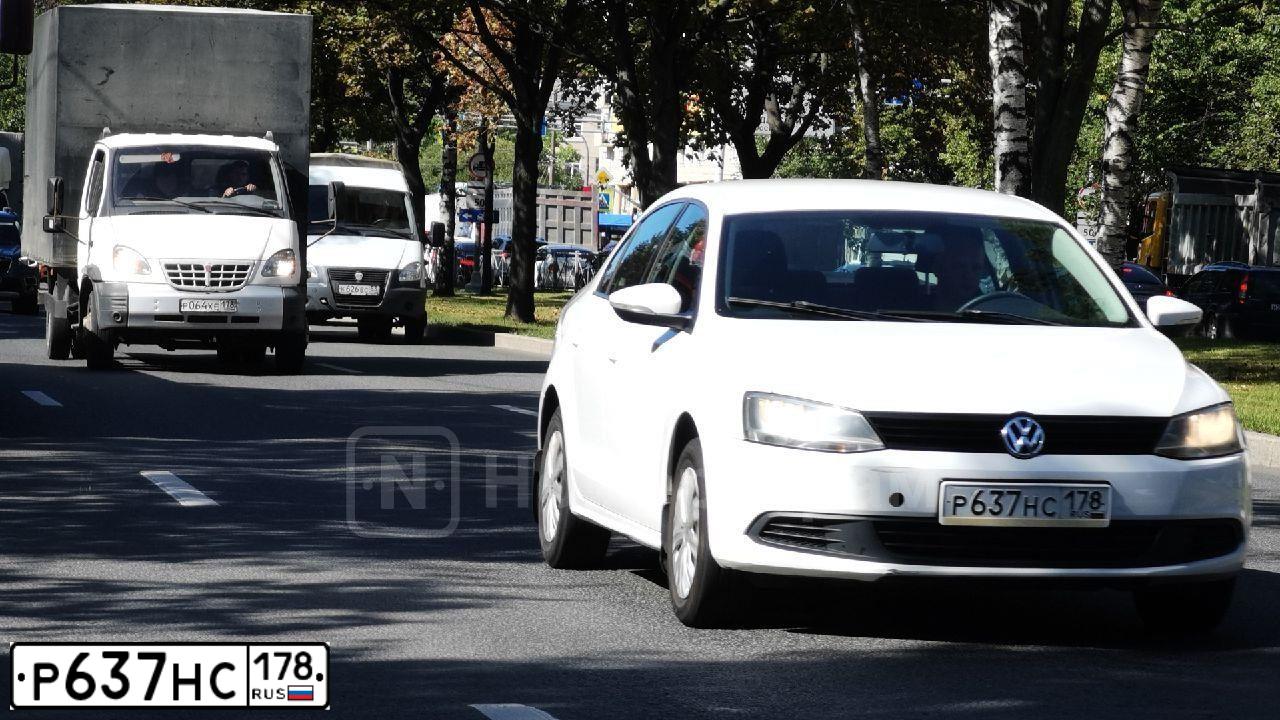 Фото автомобиля VOLKSWAGEN JETTA, 2014 — госномер У162ВС152. Цвет: Белый