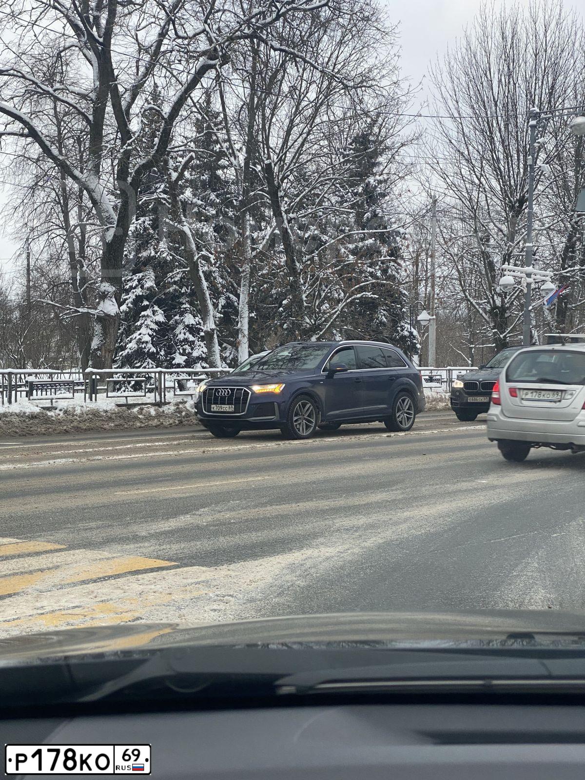 Фото автомобиля SUZUKI LIANA, 2003 — госномер Р178КО69. Цвет: СЕРЕБРИСТЫЙ