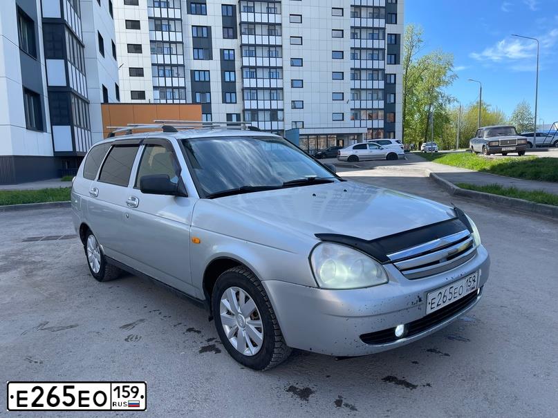Фото автомобиля LADA 2171 PRIORA, 2010 — госномер Е265ЕО159. Цвет: СВЕТЛО-СЕРЕБРИСТЫЙ МЕТАЛЛ
