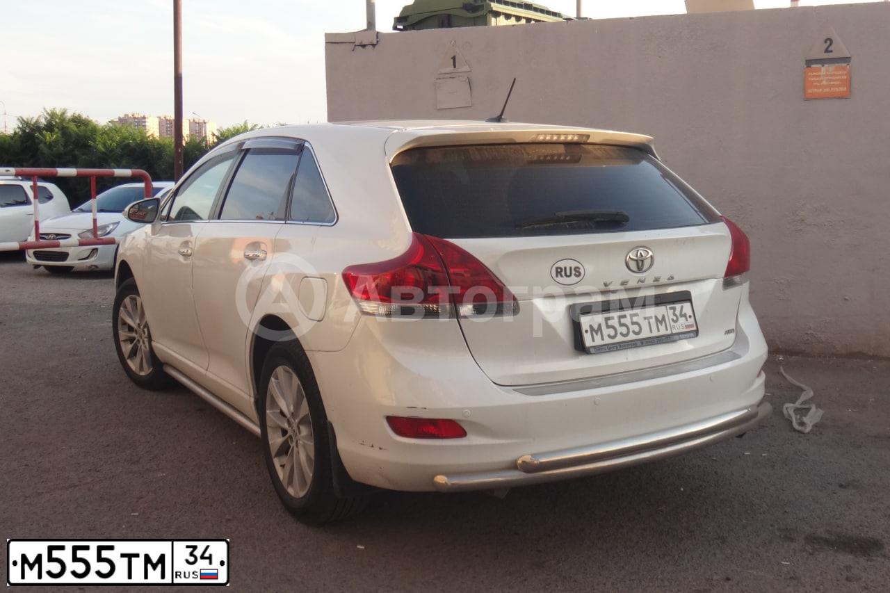 Фото автомобиля TOYOTA VENZA, 2014 — госномер М555ТМ34. Цвет: Белый
