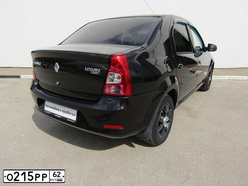 Фото автомобиля RENAULT LOGAN, 2012 — госномер С825УВ62. Цвет: ЧЕРНЫЙ