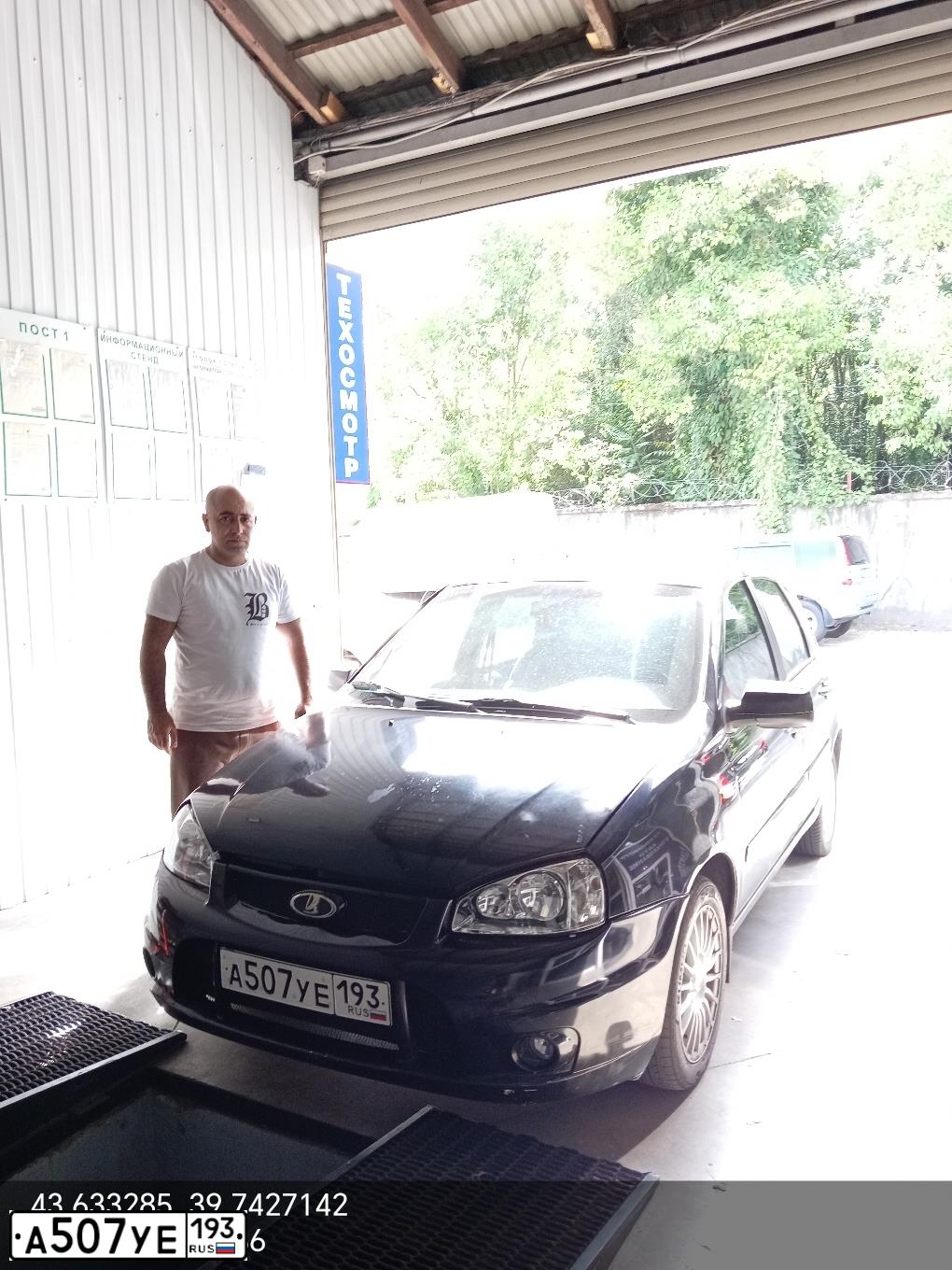 Фото автомобиля LADA 1119 KALINA, 2011 — госномер А477УК193. Цвет: ЧЕРНЫЙ