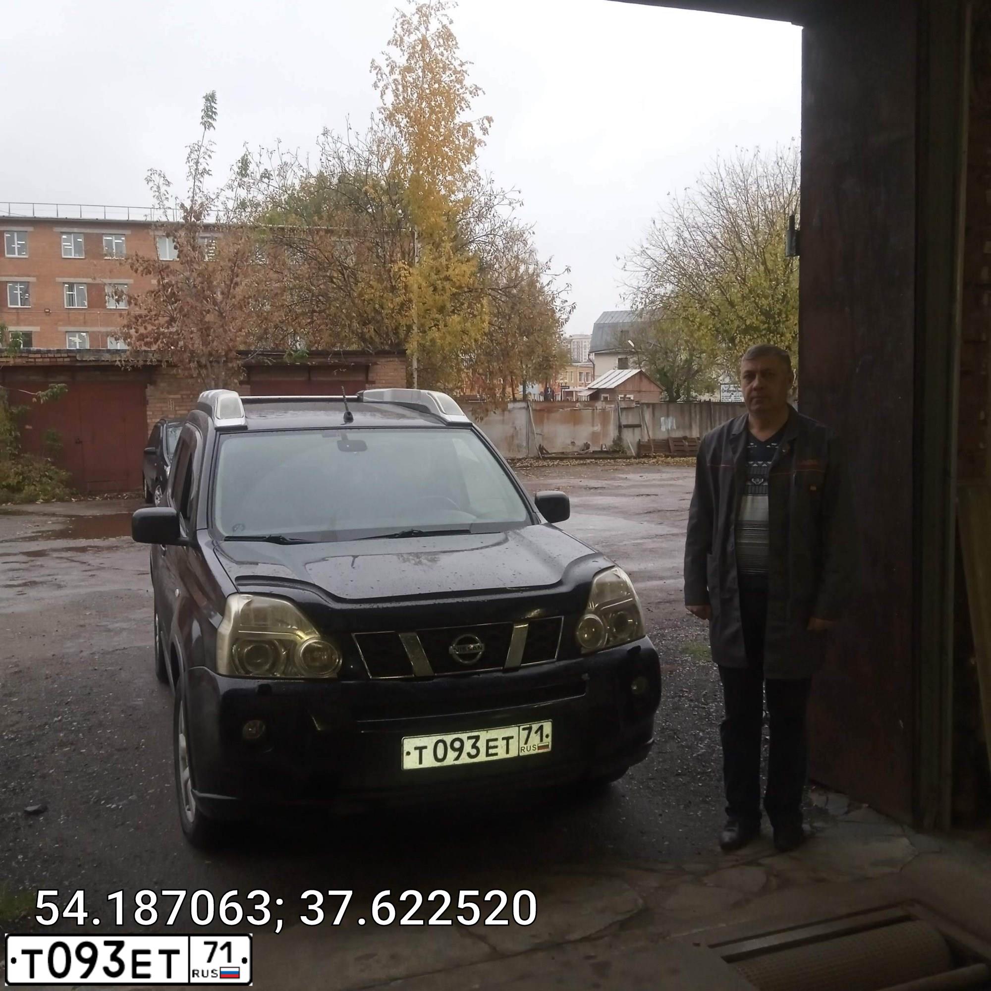 Фото автомобиля NISSAN X-TRAIL, 2008 — госномер Т093ЕТ71. Цвет: ЧЕРНЫЙ