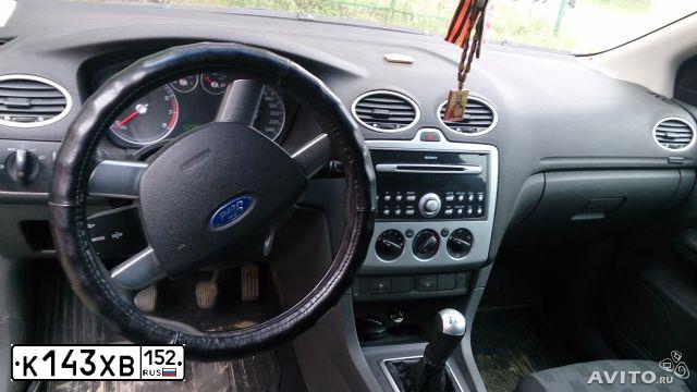 Фото автомобиля FORD FOCUS, 2007 — госномер Р919ТА152. Цвет: ТЕМНО-СЕРЫЙ