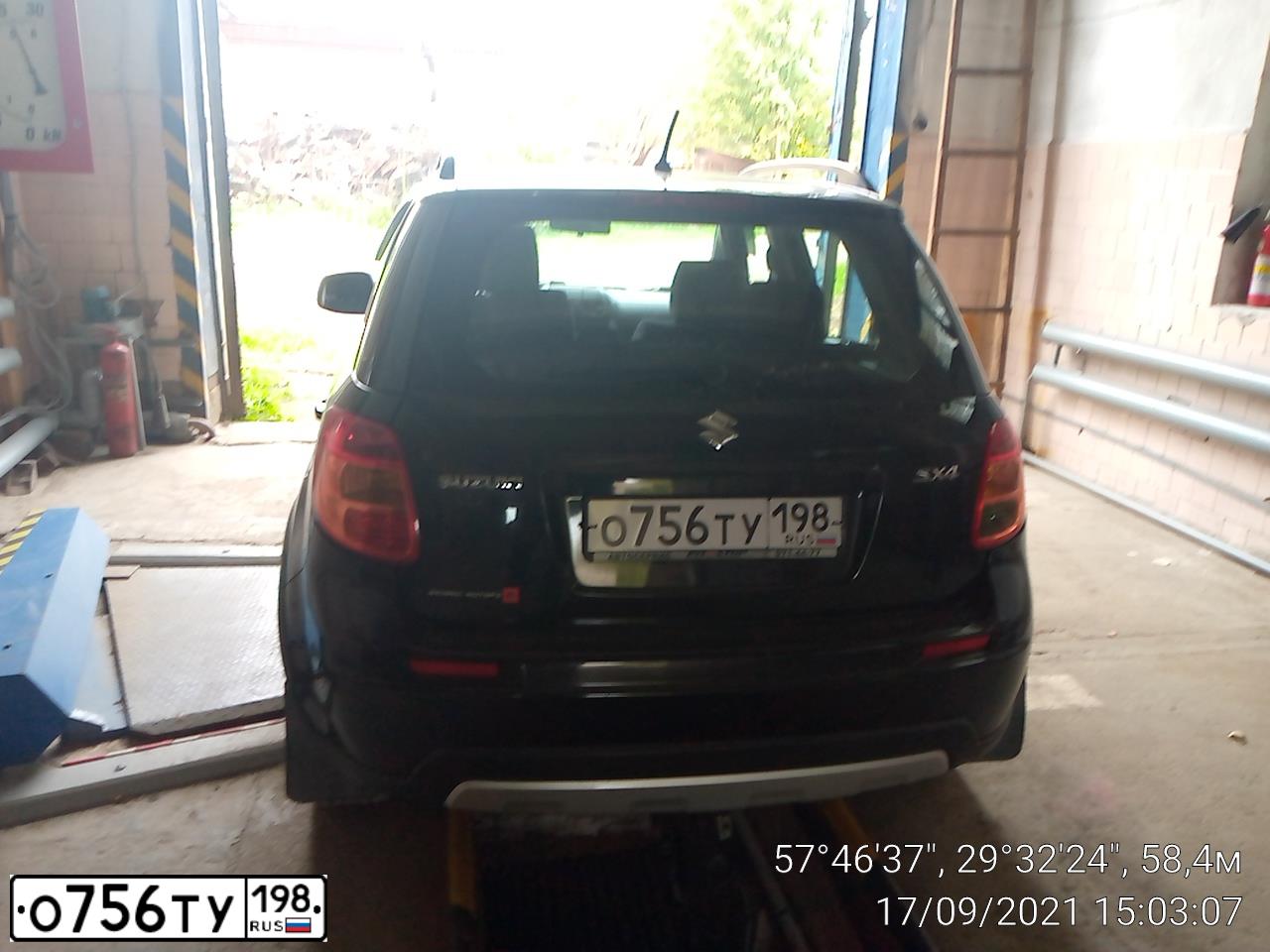 Фото автомобиля SUZUKI SX4 HATCHBACK, 2009 — госномер О756ТУ198