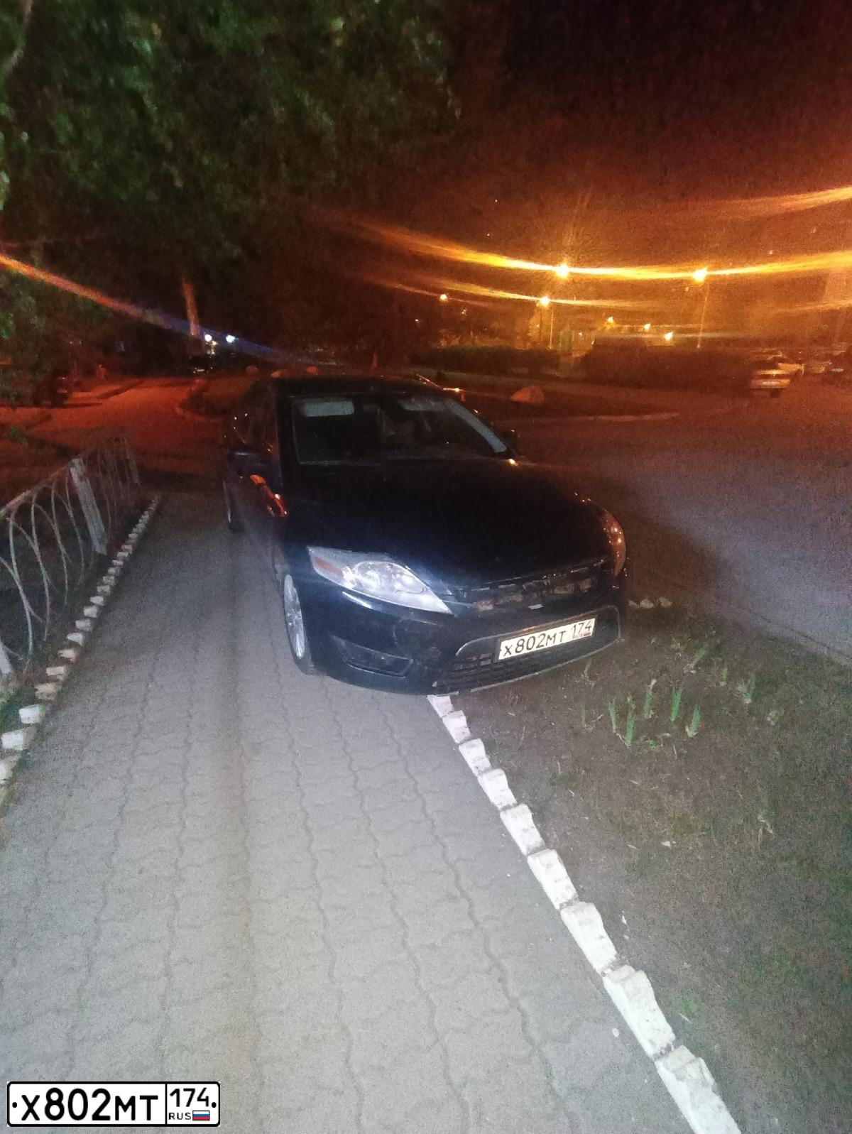 Фото автомобиля FORD MONDEO, 2007 — госномер Х802МТ174. Цвет: СЕРЫЙ
