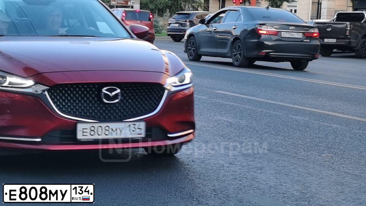 Фото автомобиля KIA RIO, 2018 — госномер К820СН134. Цвет: Белый