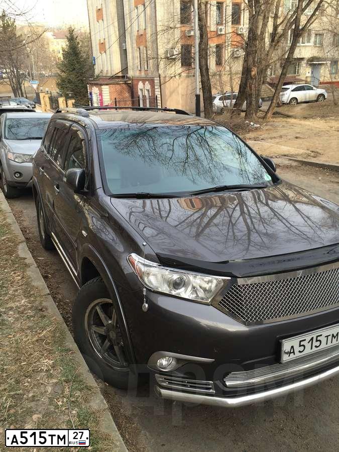 Фото автомобиля TOYOTA RAV4, 2020 — госномер Р349ТА27. Цвет: Белый черный 