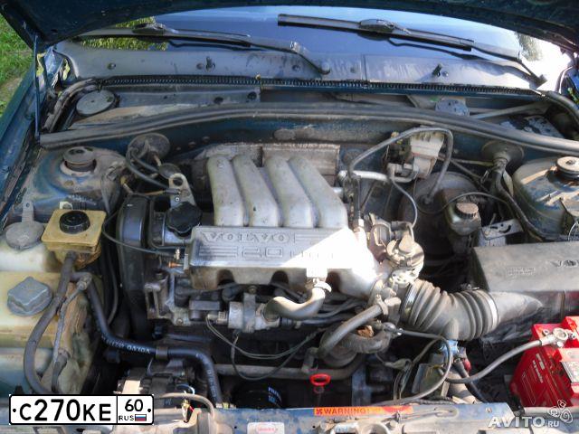 Фото автомобиля VOLVO 460, 1993 — госномер К446ТР78. Цвет: СИНИЙ