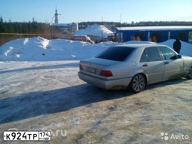 Фото автомобиля MERCEDES S-KLASSE, 1993 — госномер А054КЕ174. Цвет: серебристый