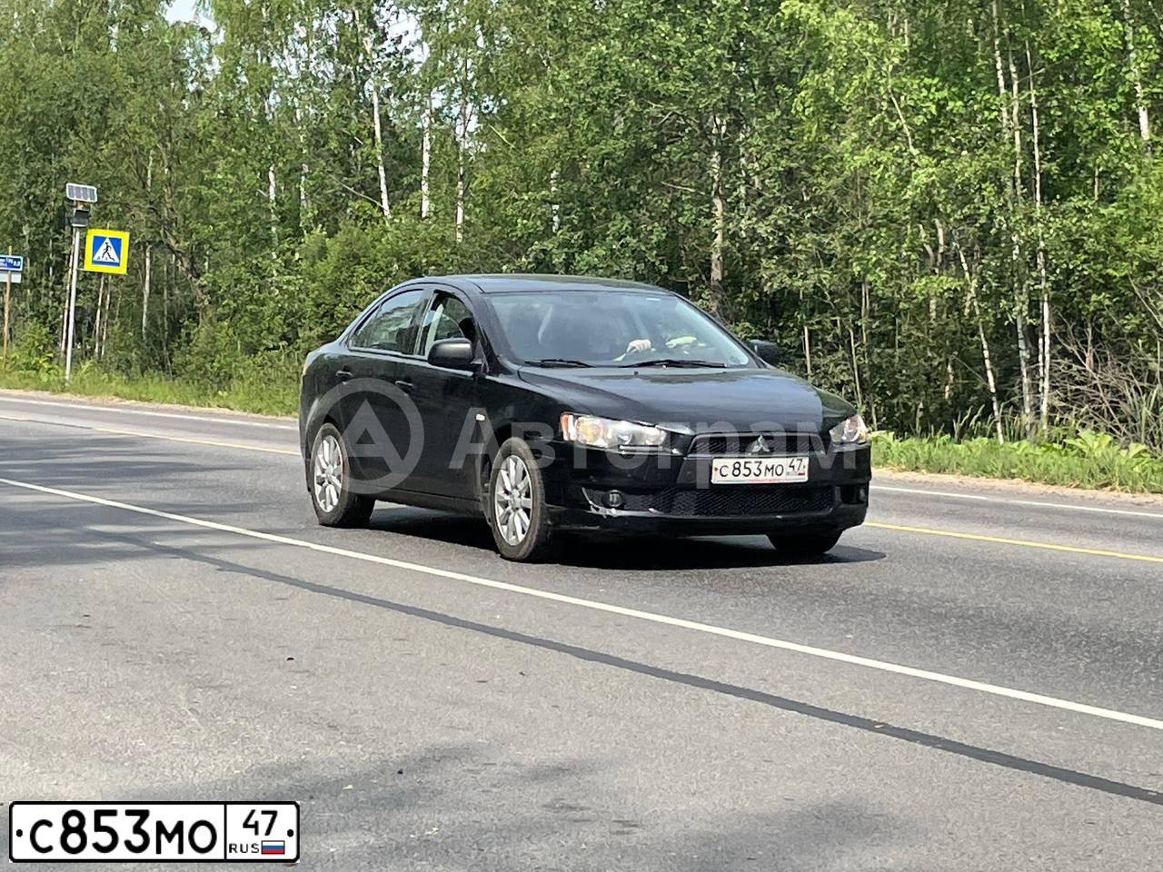 Фото автомобиля MITSUBISHI LANCER, 2007 — госномер С853МО47. Цвет: ЧЕРНЫЙ