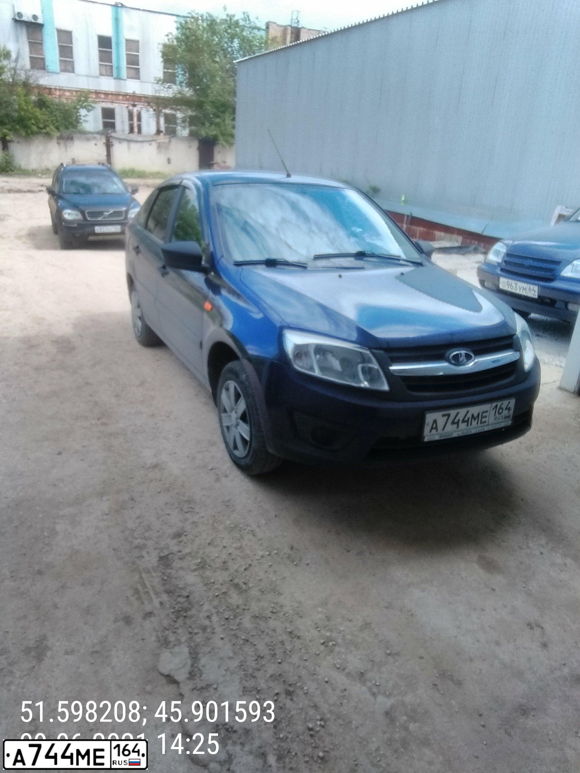 Фото автомобиля LADA 2191 GRANTA, 2015 — госномер А744МЕ164. Цвет: СИНИЙ